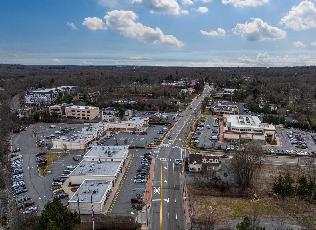 Franklin Lakes shopping district